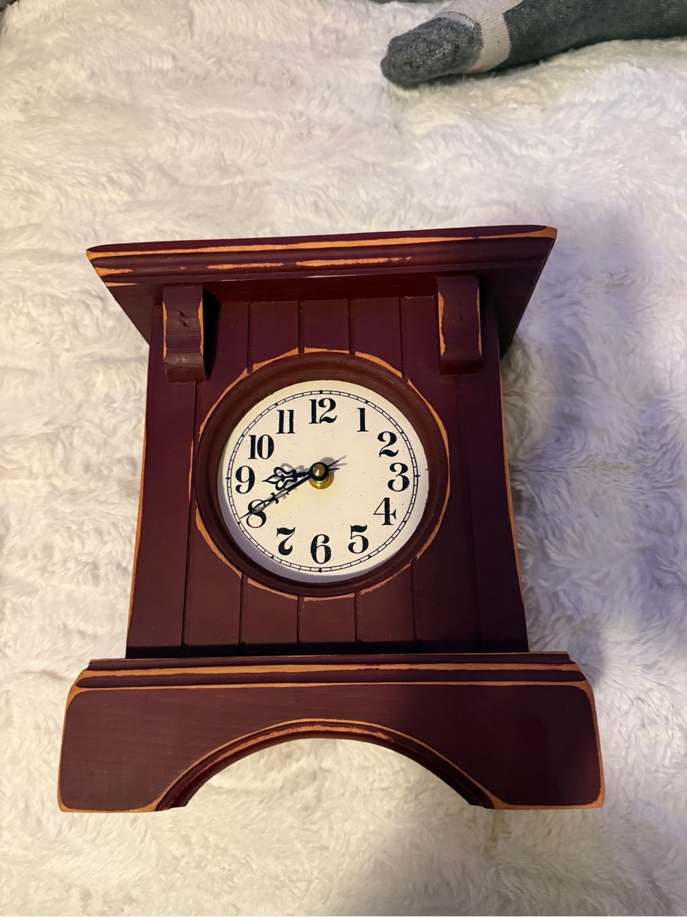 Vintage-Style Red Wooden Mantel Clock - Unbranded